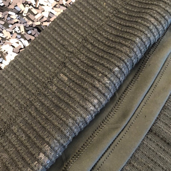 Sexy Express Silver Sequin Dress - Picture 5 of 16